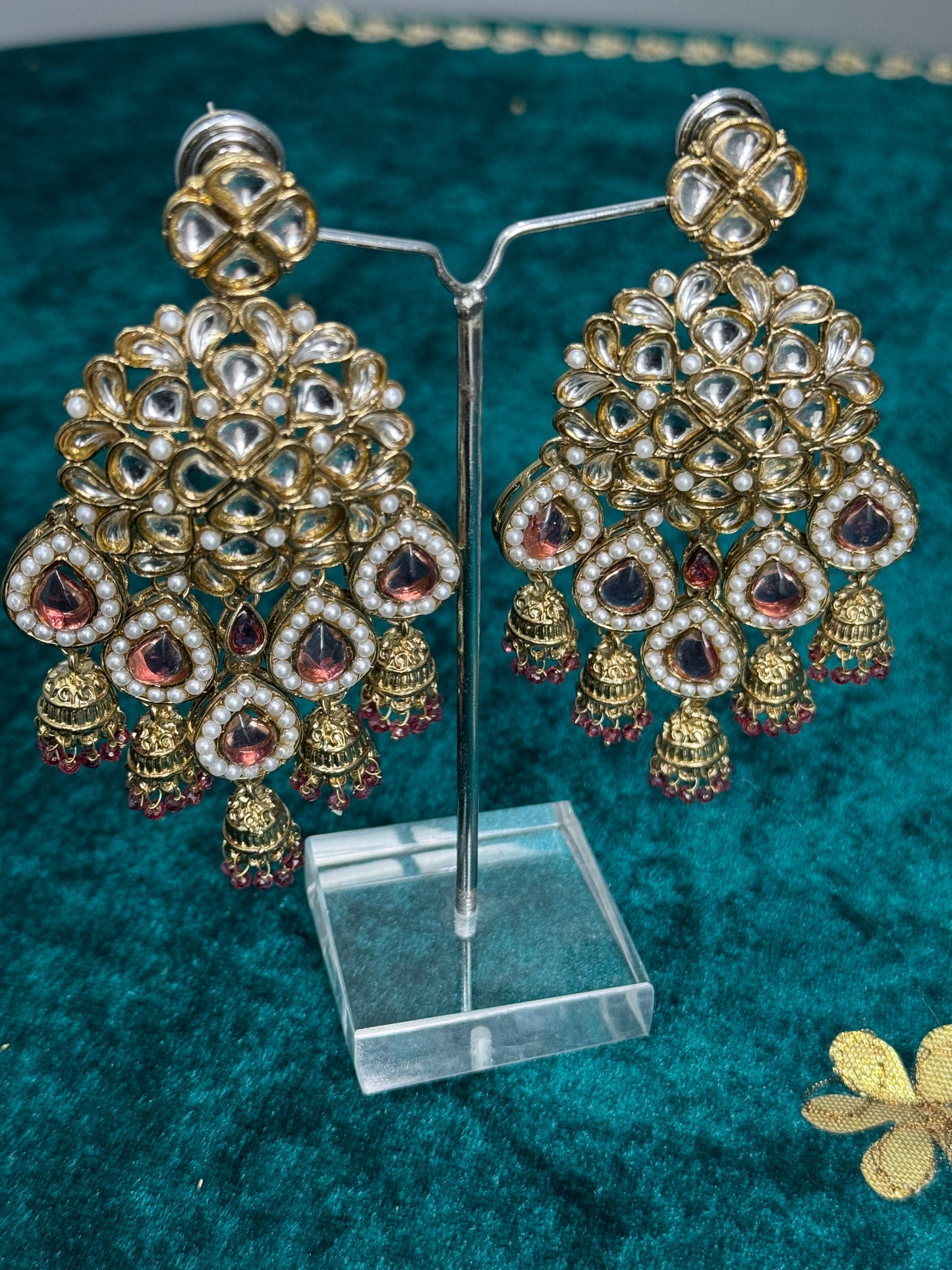 Majestic Aura Kundan Earrings