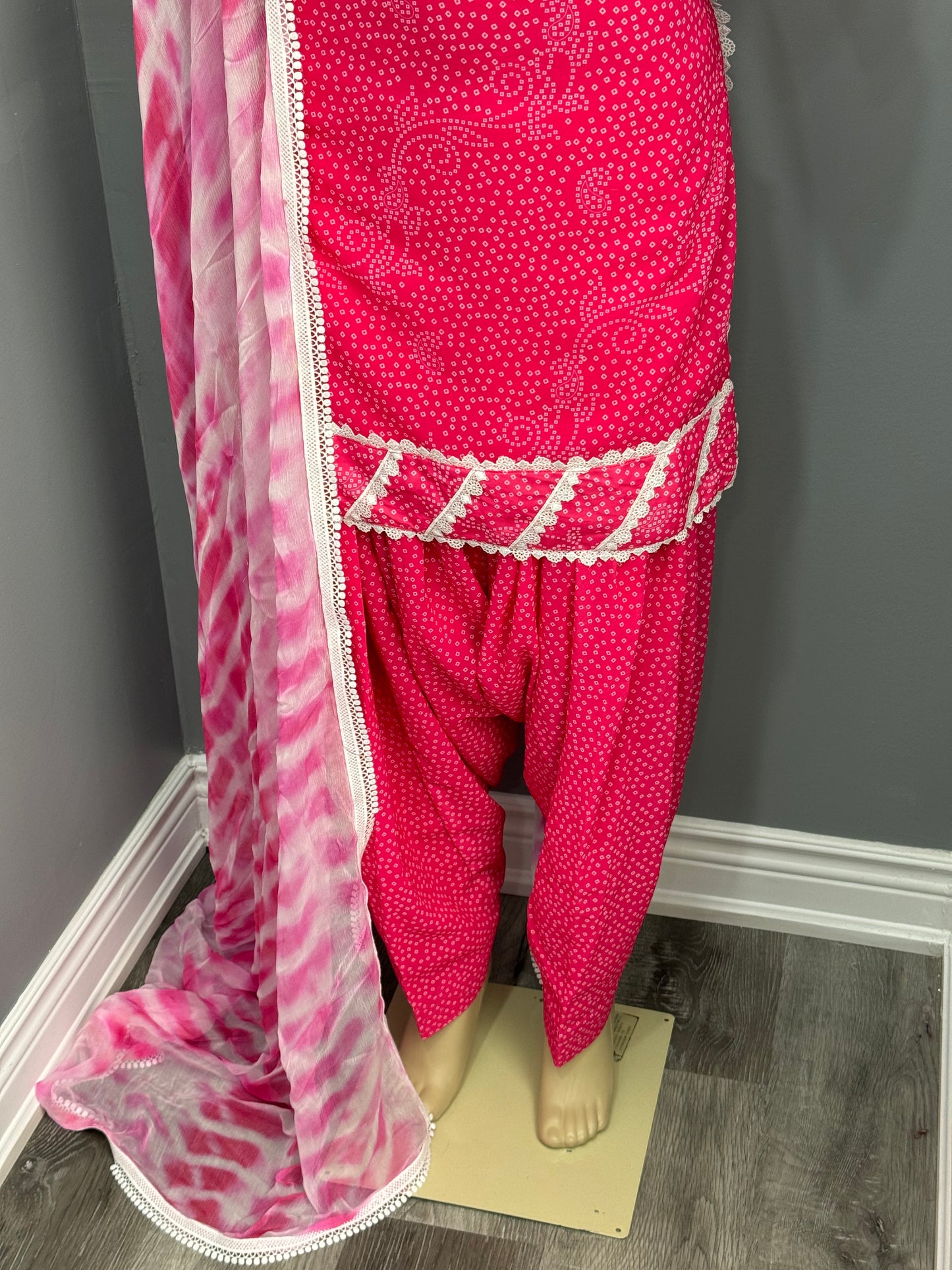 Printed Georgette Bandhani Salwar Suit