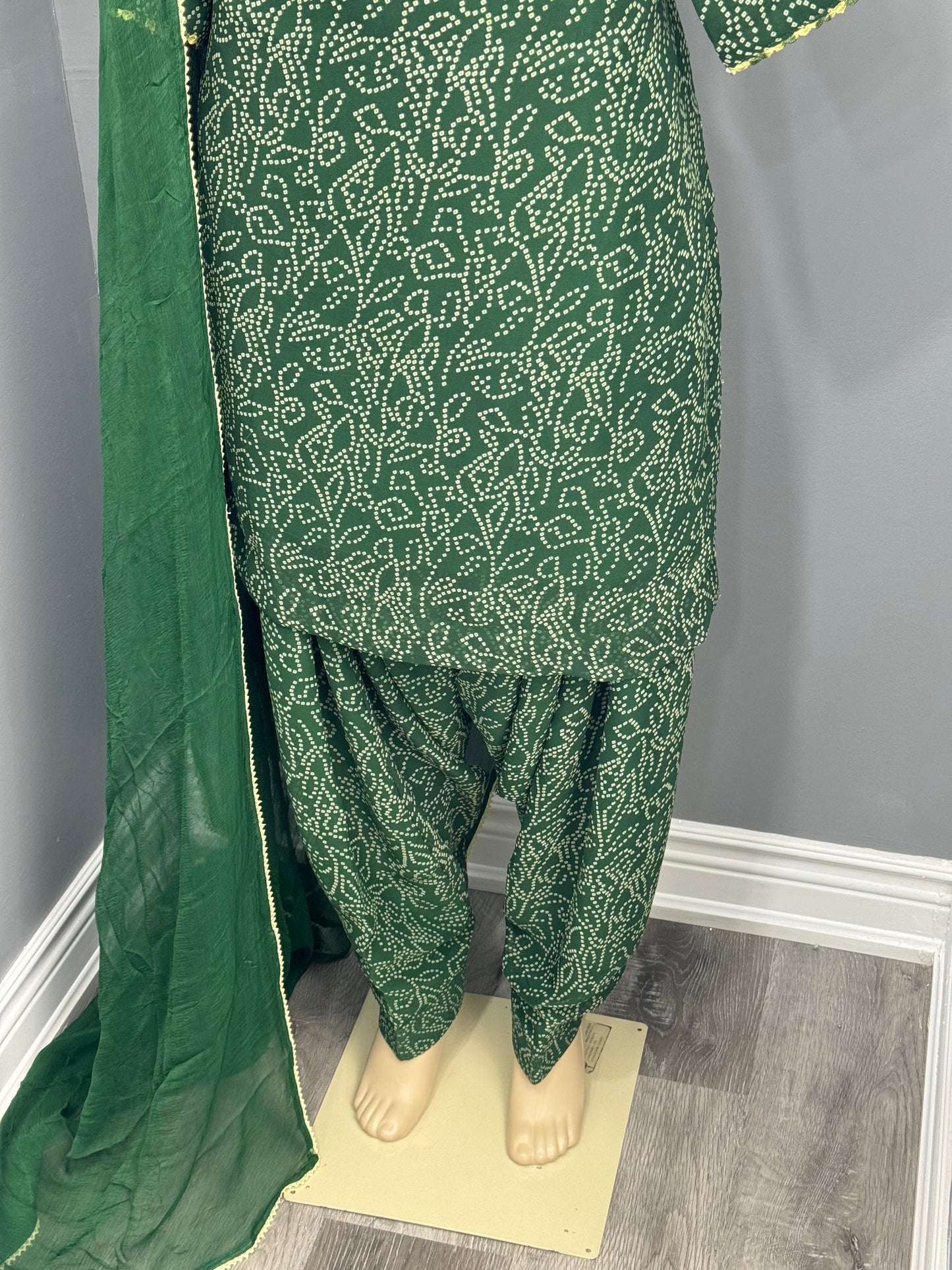 Printed Georgette Bandhani Salwar Suit