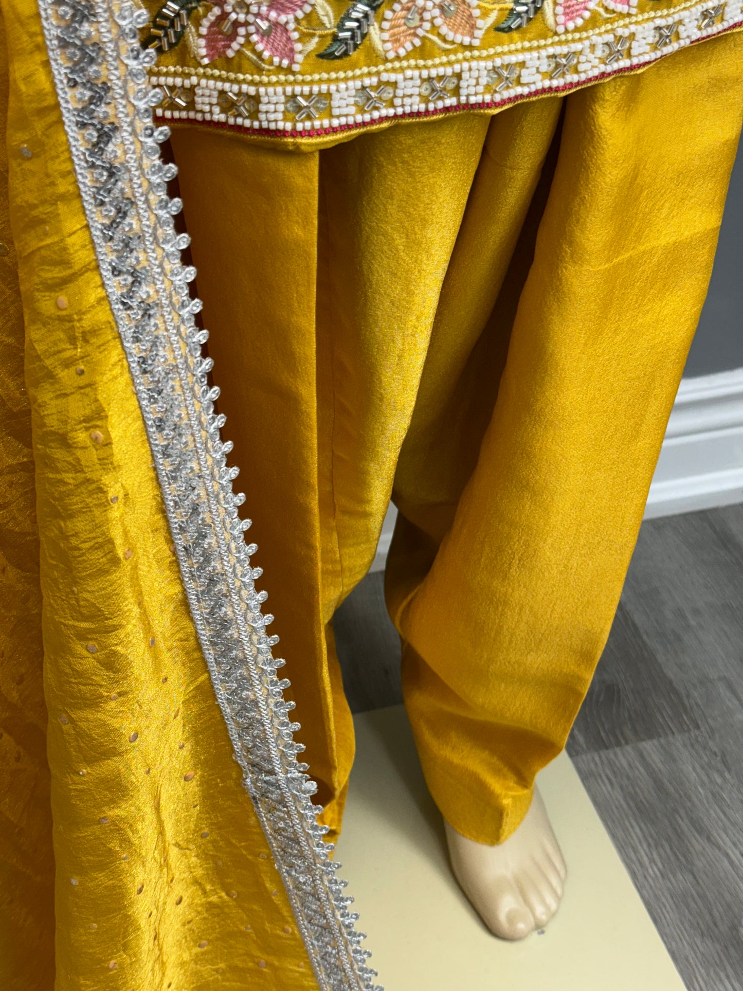 Raunaq Shimmer Salwar Suit