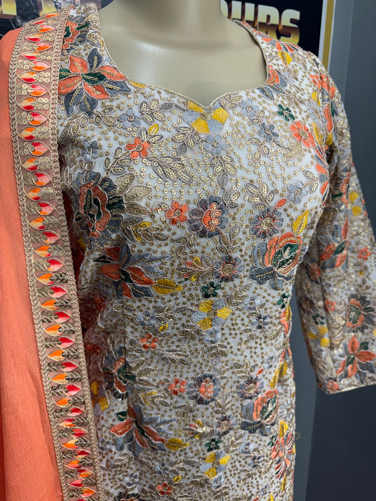 Phullan Da Guldasta Sharara Suit