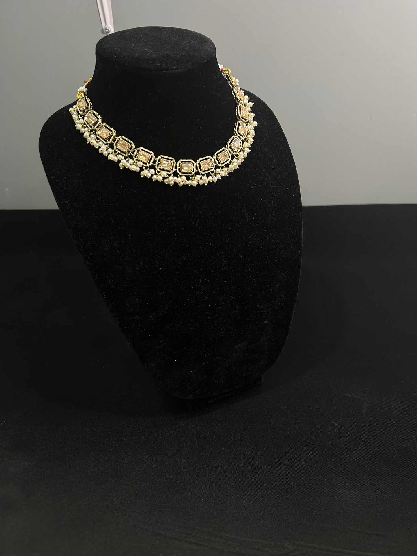 Meira Necklace Set