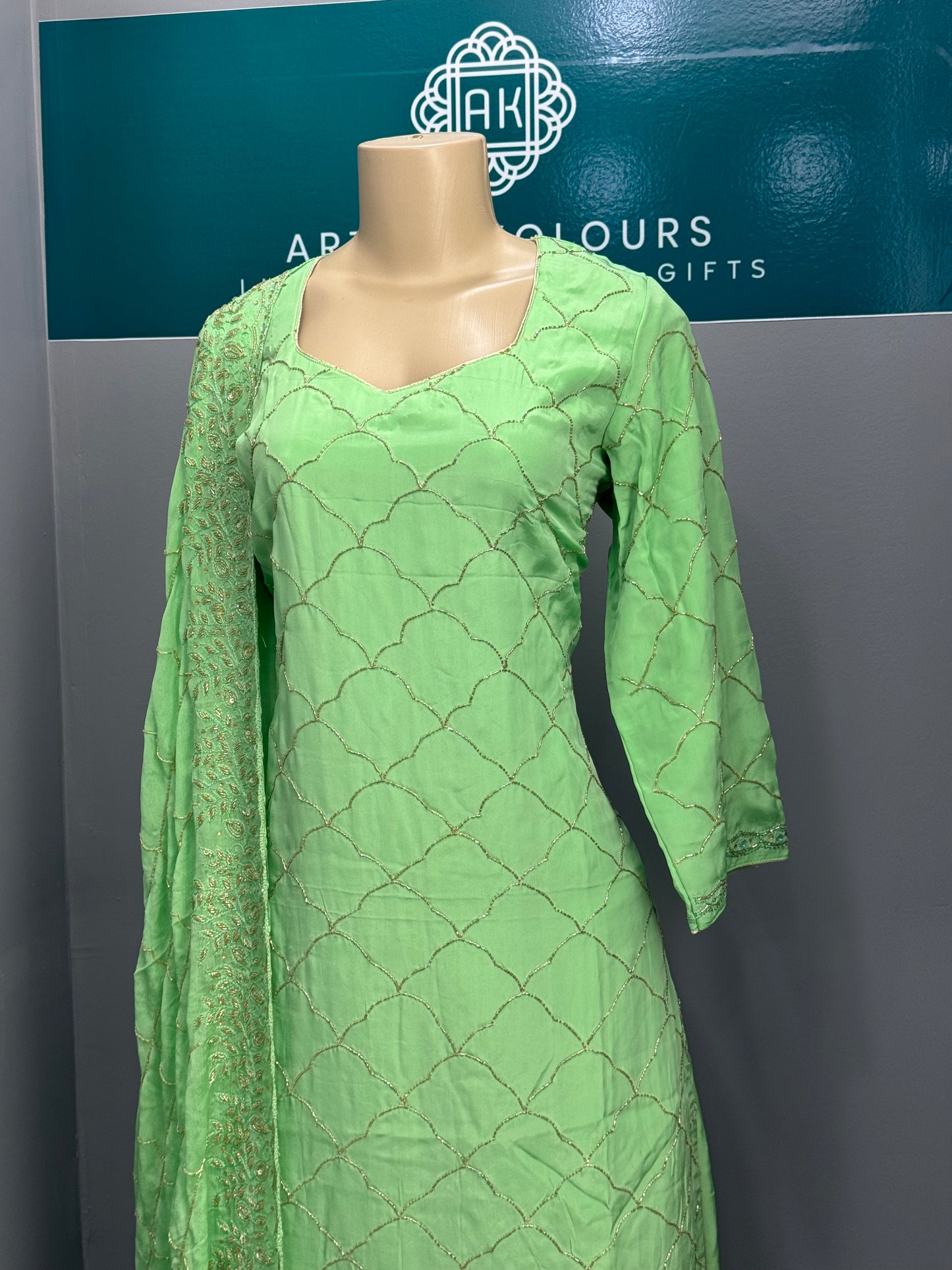 Pure Crepe Handwork Salwar Suit