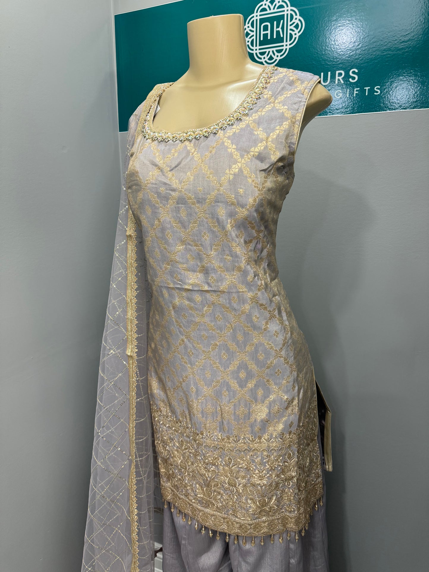 Banarsia Readymade Plazo Suit