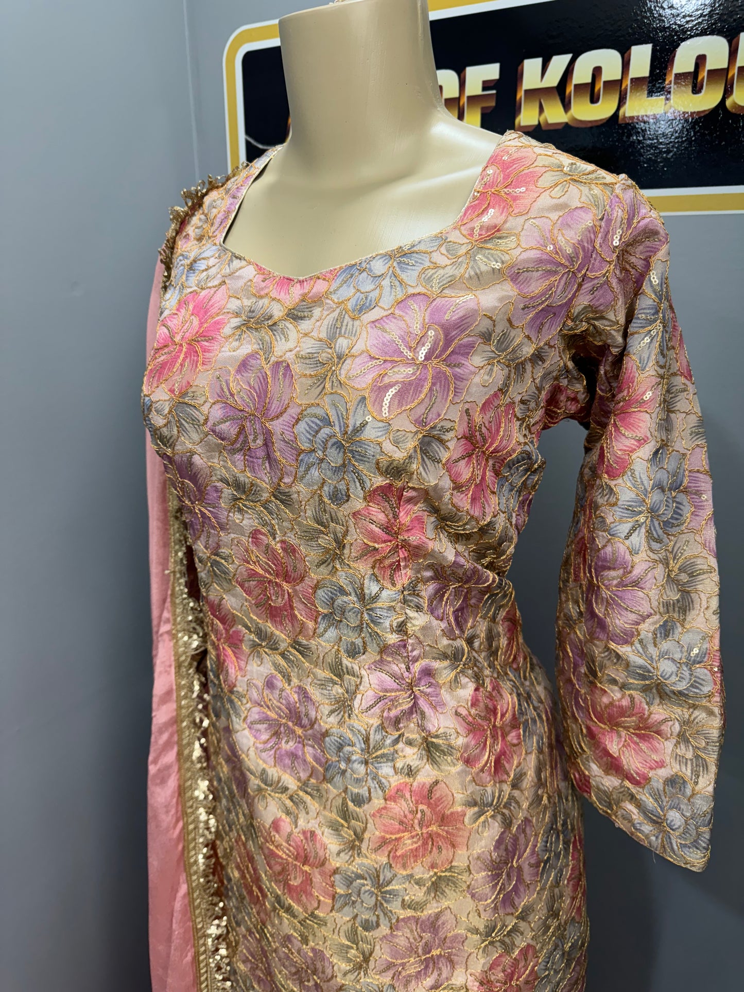 Harman Shimmer Salwar Suit