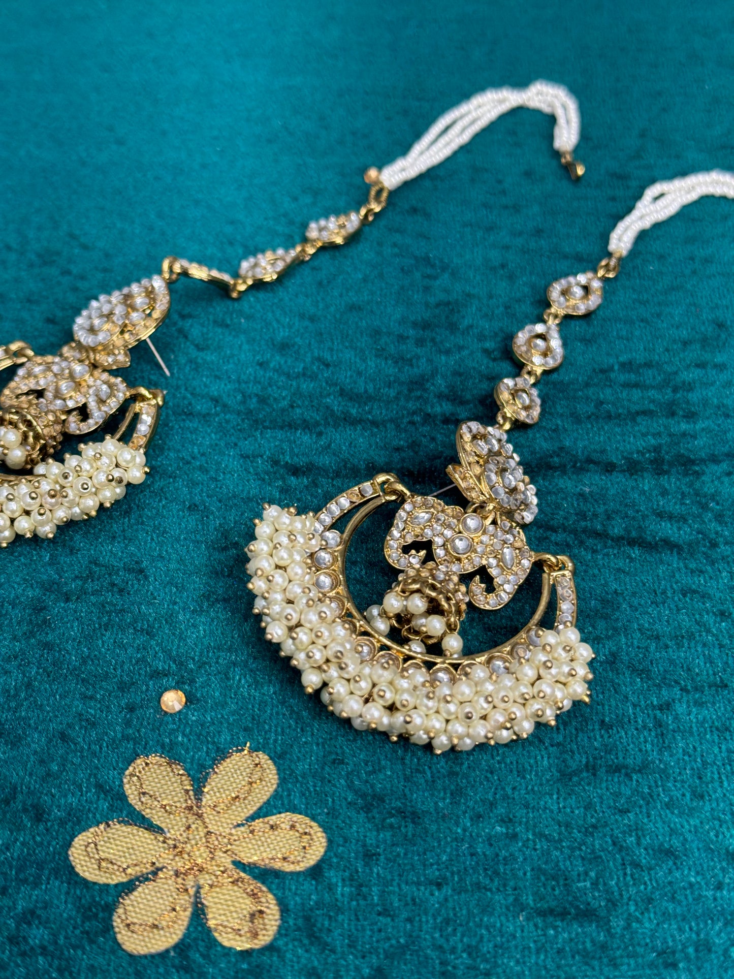 Royal Glow Kundan Pearl Drop Earrings with Saharas