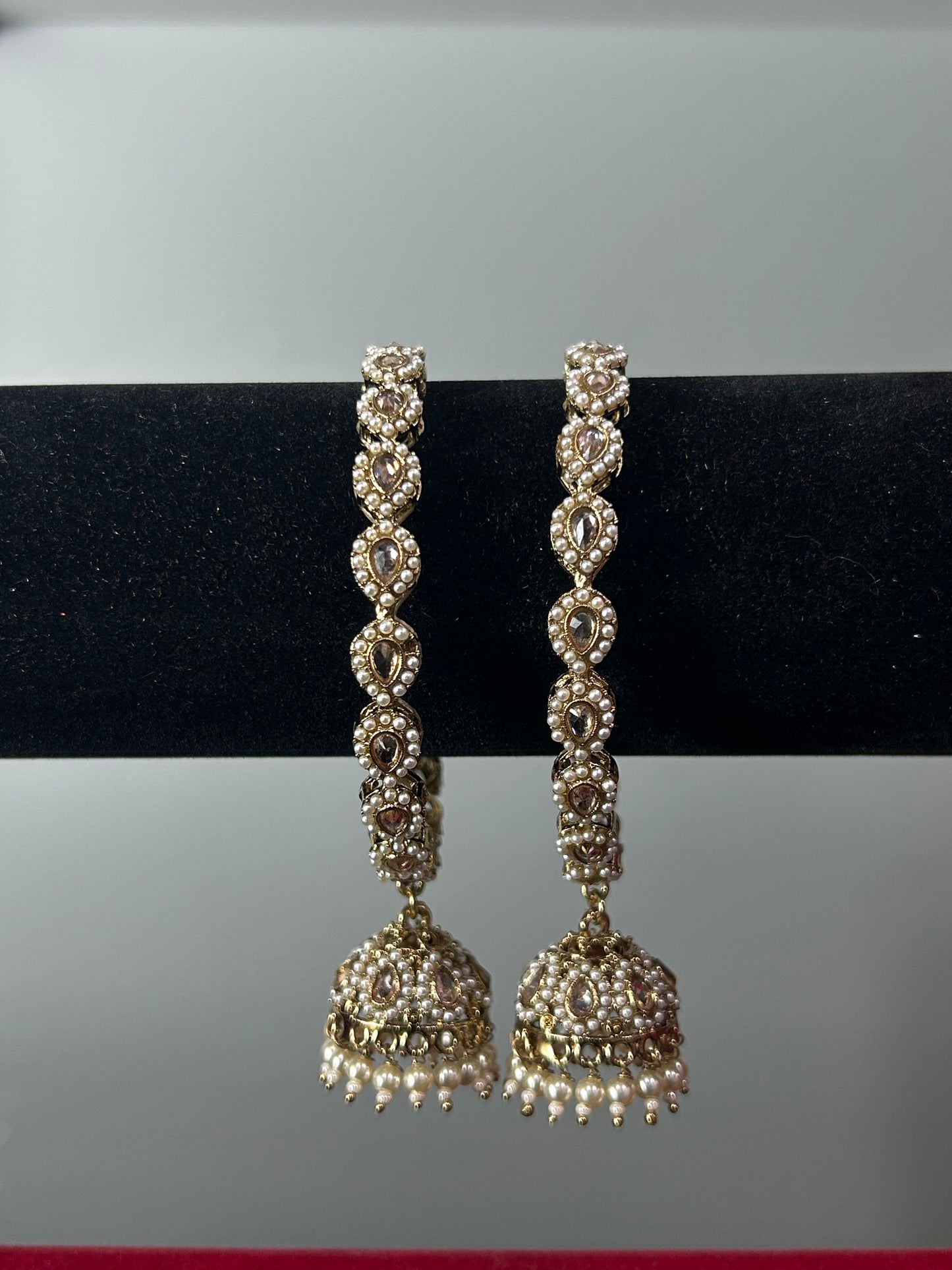 Teardrop Zuri Kada Bangles