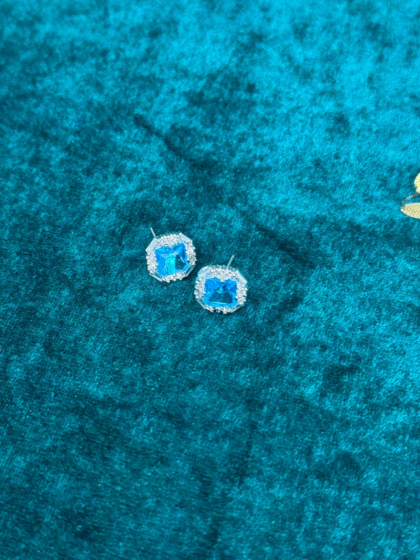 Bluebell AD Studs