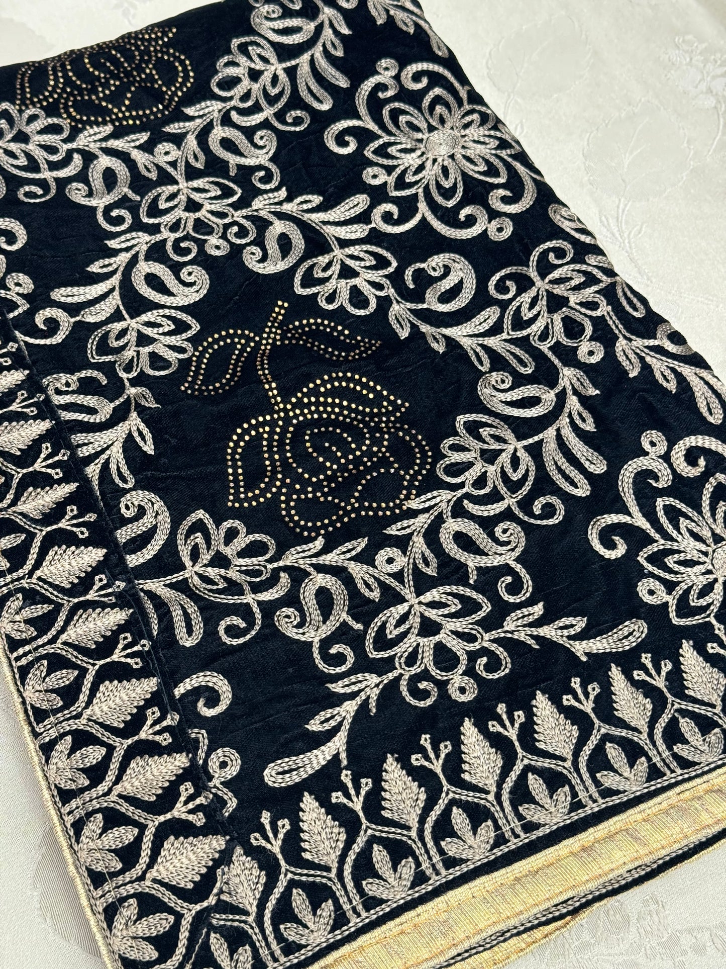 Katerina Velvet Shawl