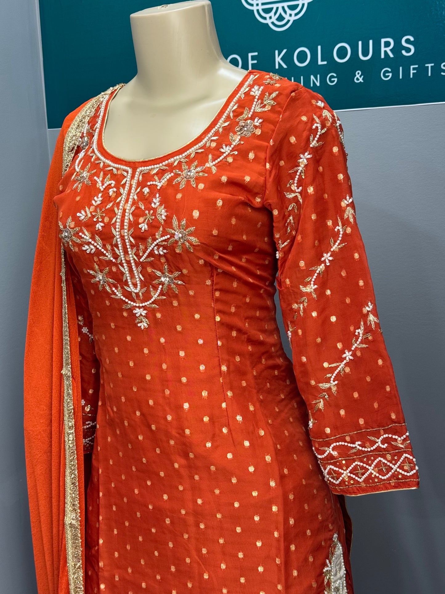 Bandhani Print Threadwork Suit- AK2728-0526