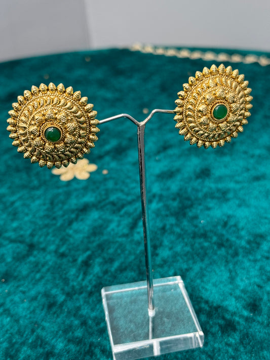Jhansi Studs
