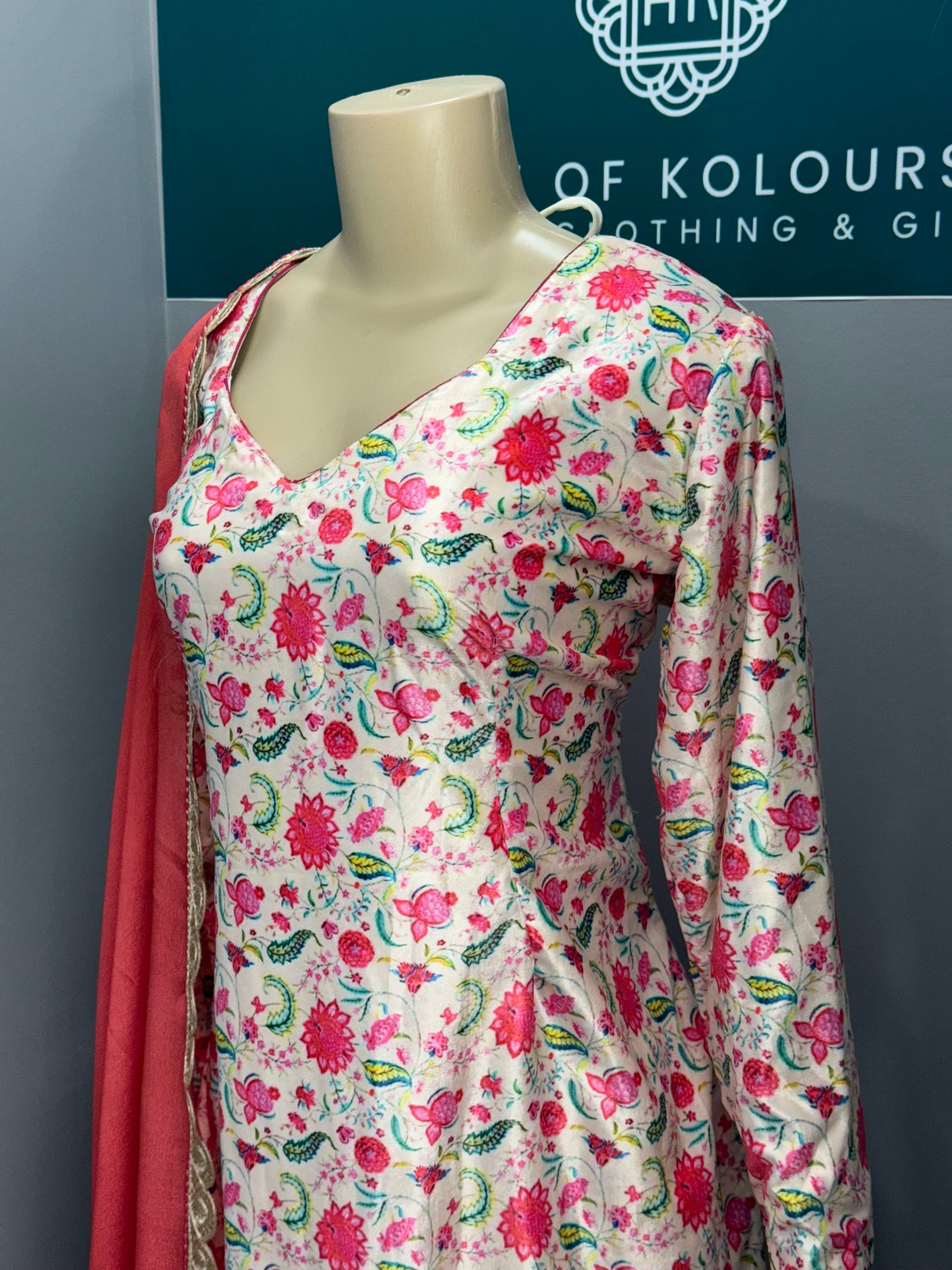 Printed Velvet Salwar Suit- White Pink