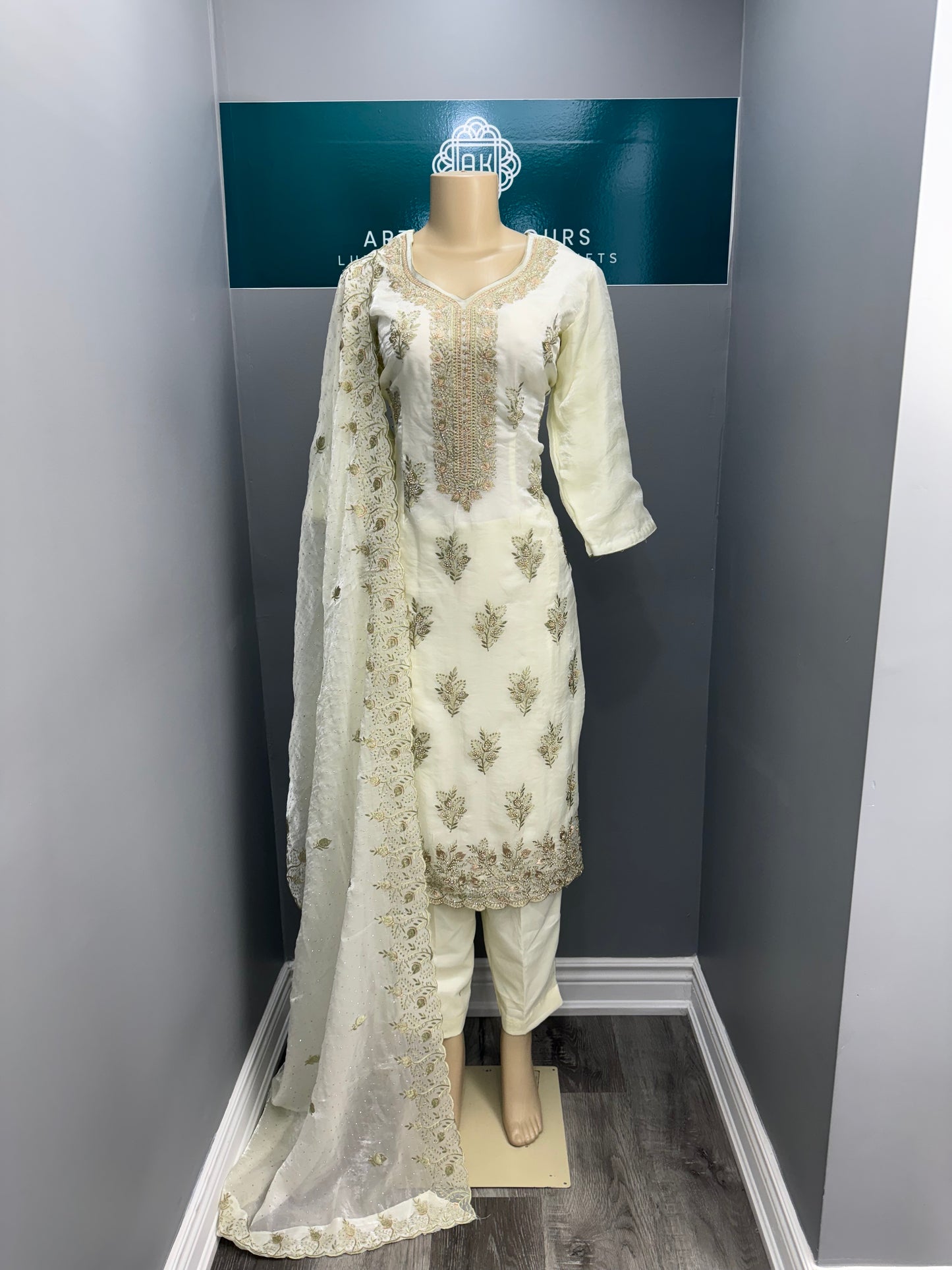 Elsa Sage Plazo Suit