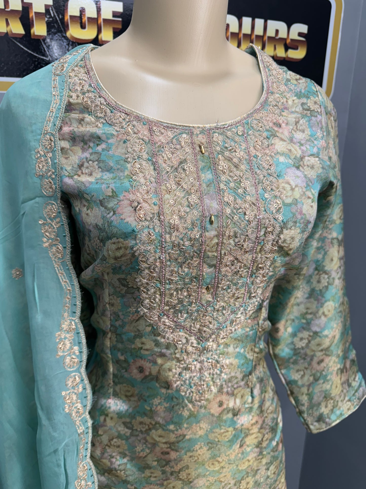 Phulwari Shimmer Plazo Suit