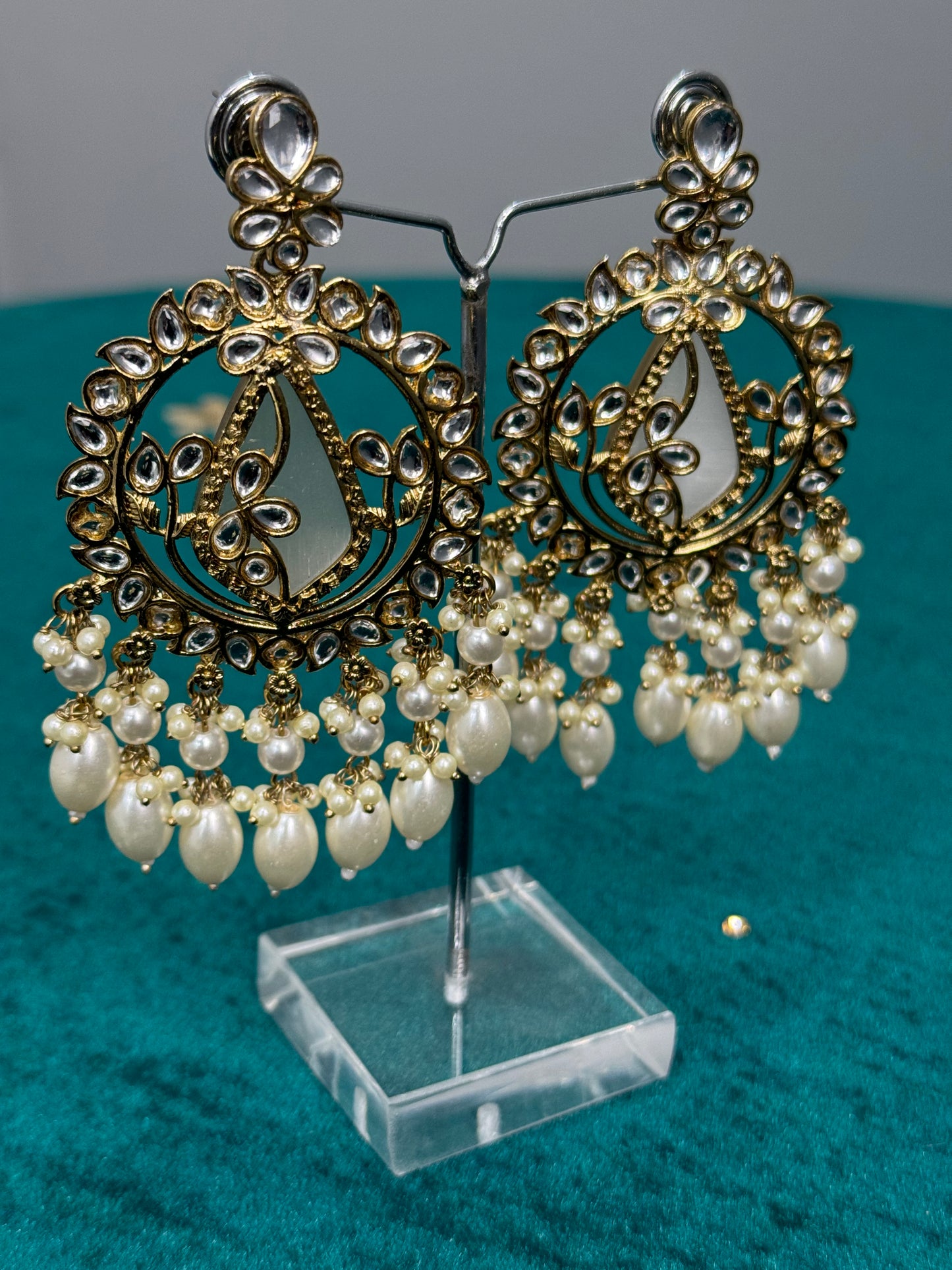 Pearl Cascade Kundan Chandbalis
