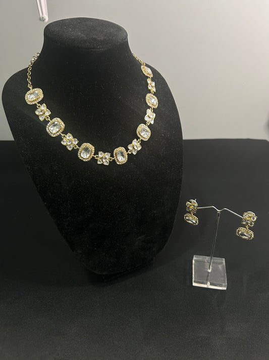Komal Necklace Set