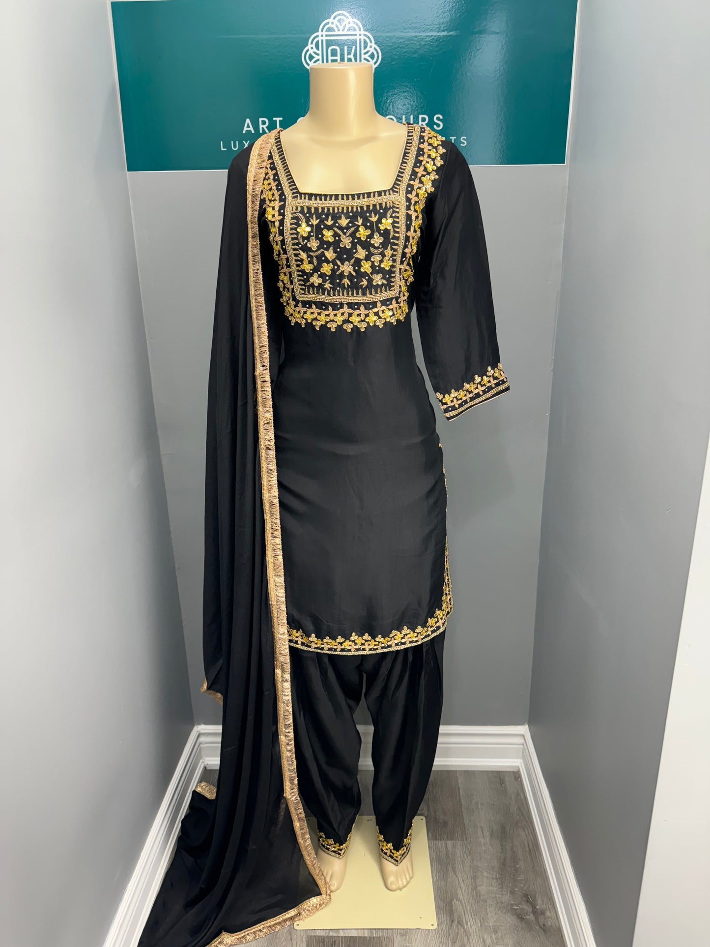 Handwork Salwar Suit