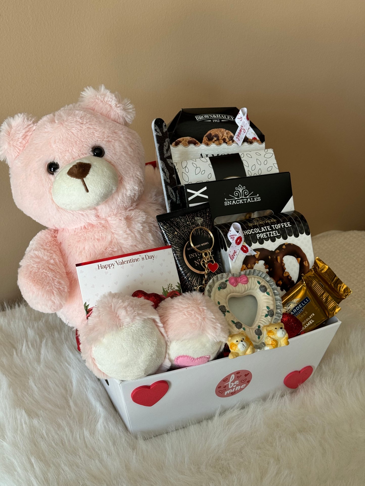 Snack Bear Lover Pink