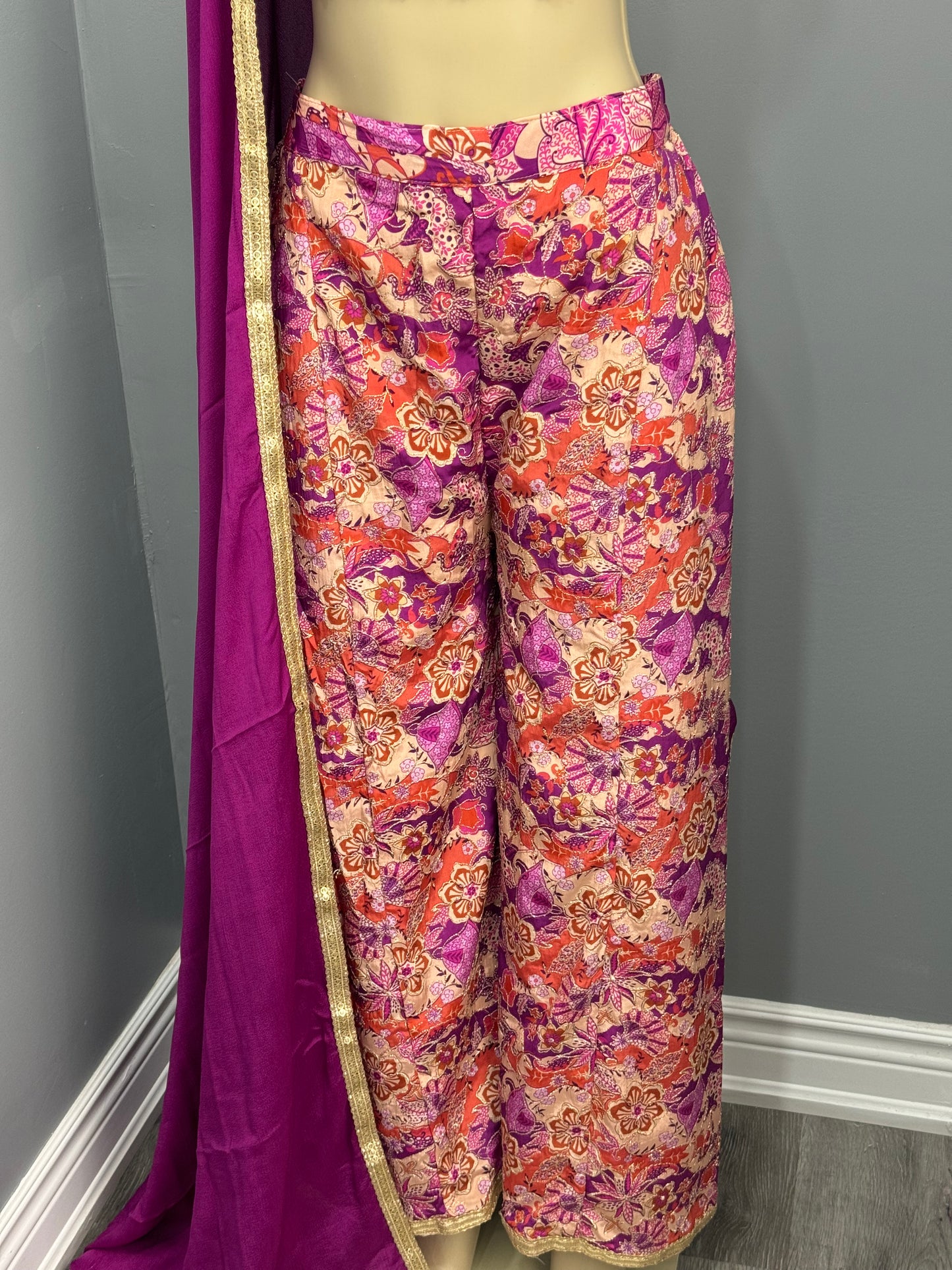 Position Work Plazo Suit