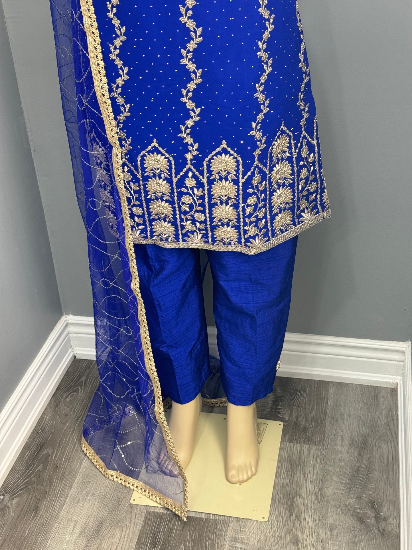 Readymade Pant Suit- AK4649-26