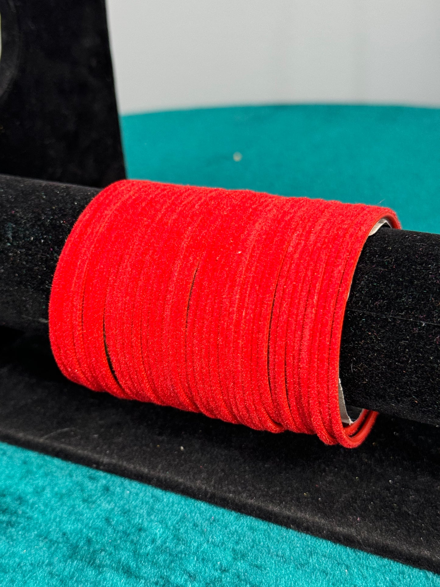 Red Plain Velvet Bangles