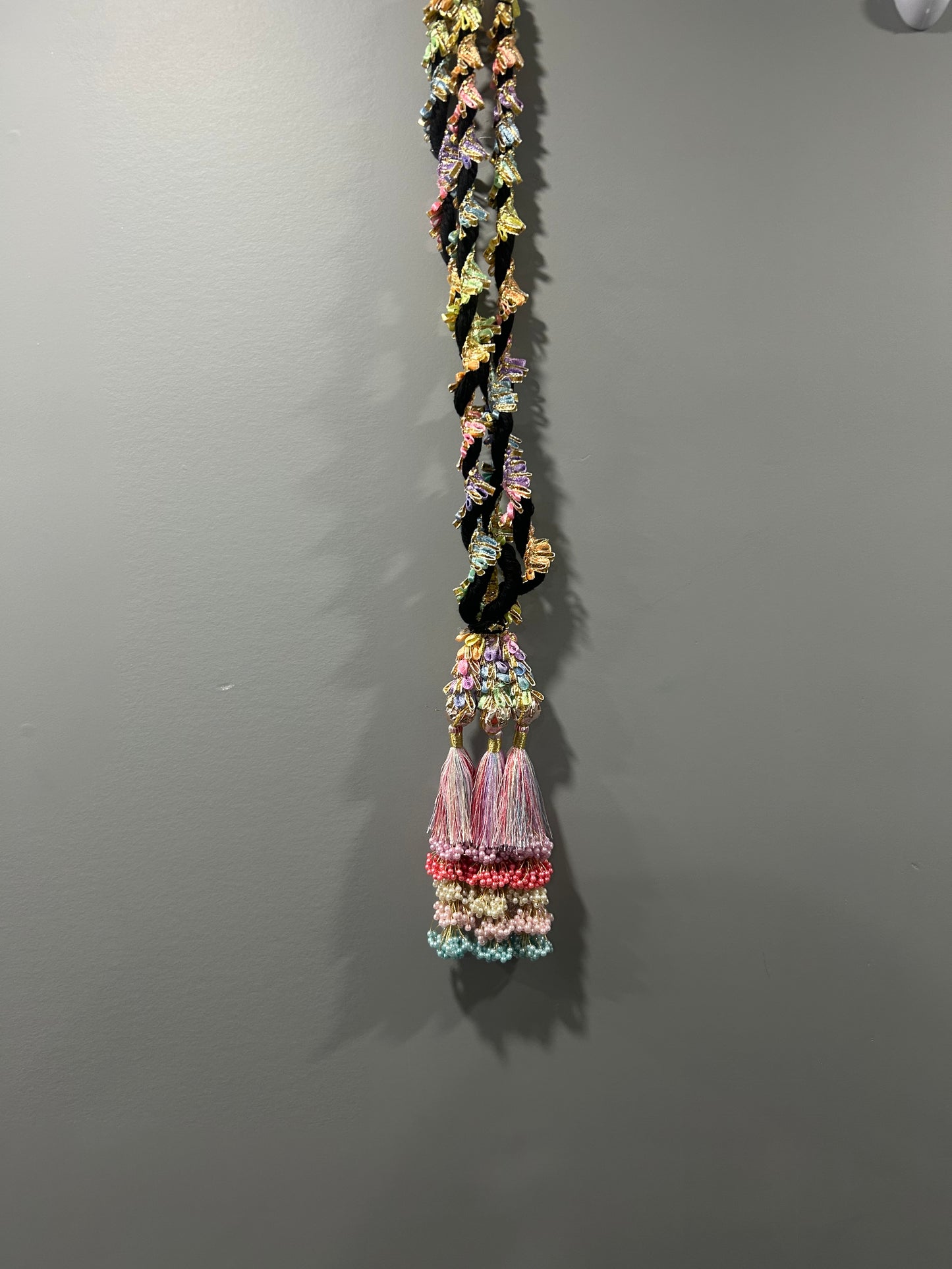 Candy Pearl Tassel Parandi