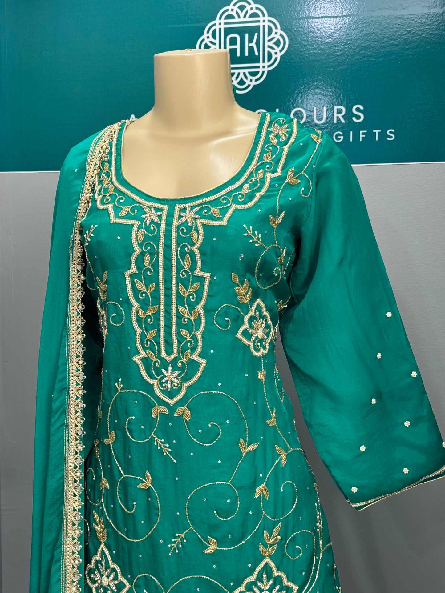 Handwork Salwar Suit- AKW0005