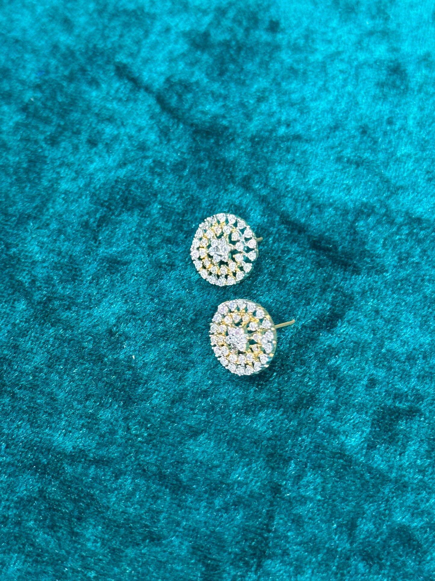 Rue AD Studs