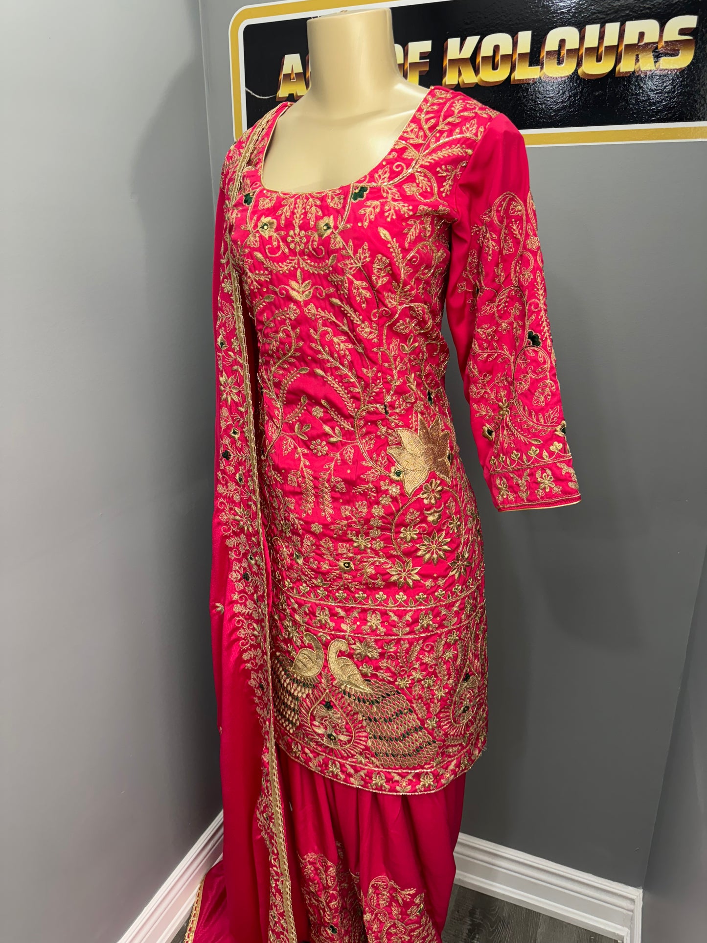 Morni Wala Baag Salwar Suit