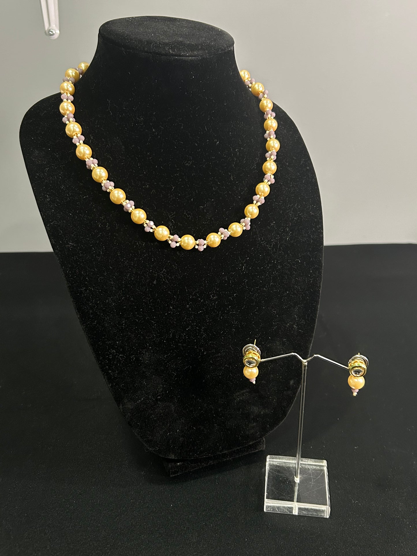 Jamni Pearl Necklace Set