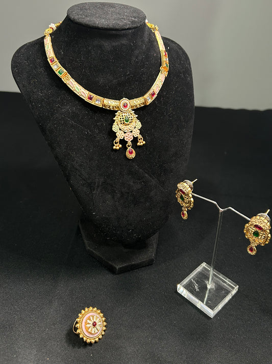 Noor Necklace Set