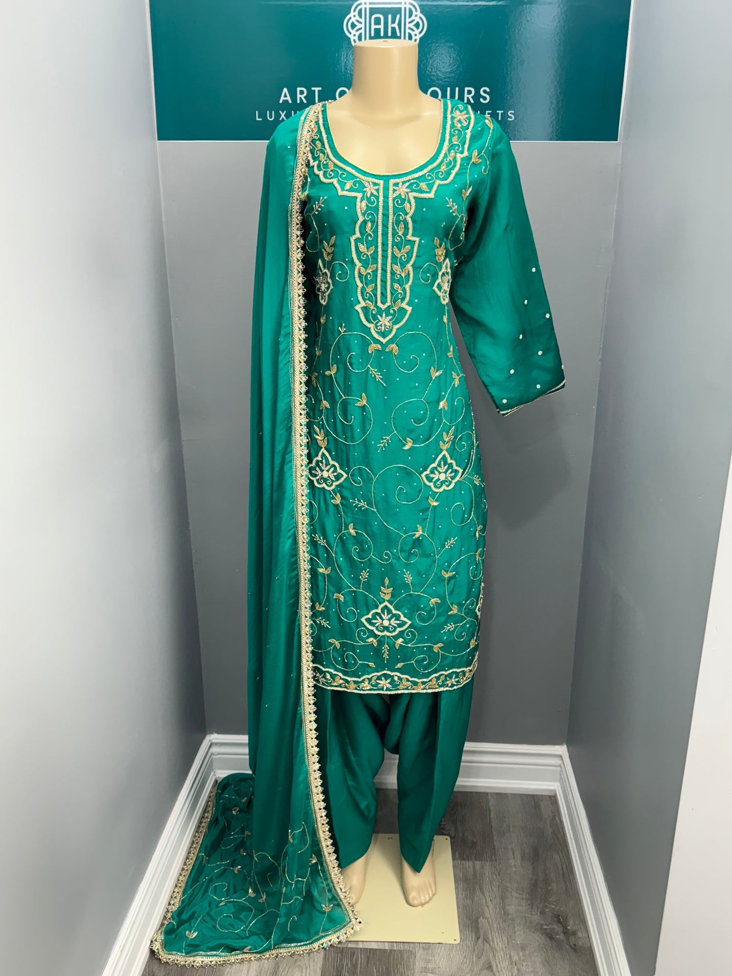 Handwork Salwar Suit- AKW0005