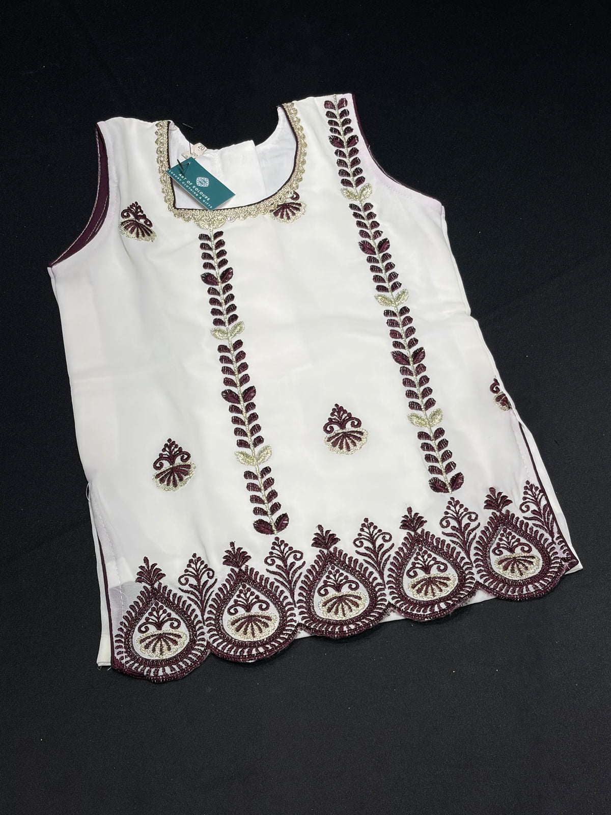 White Threadwork Kid’s Salwar Suit