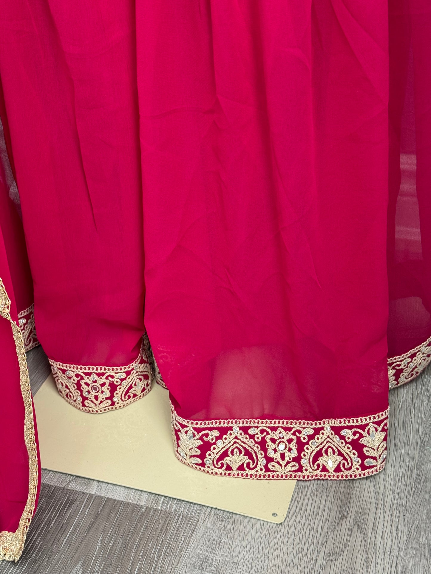 Wavy Shaan Readymade Gharara Suit