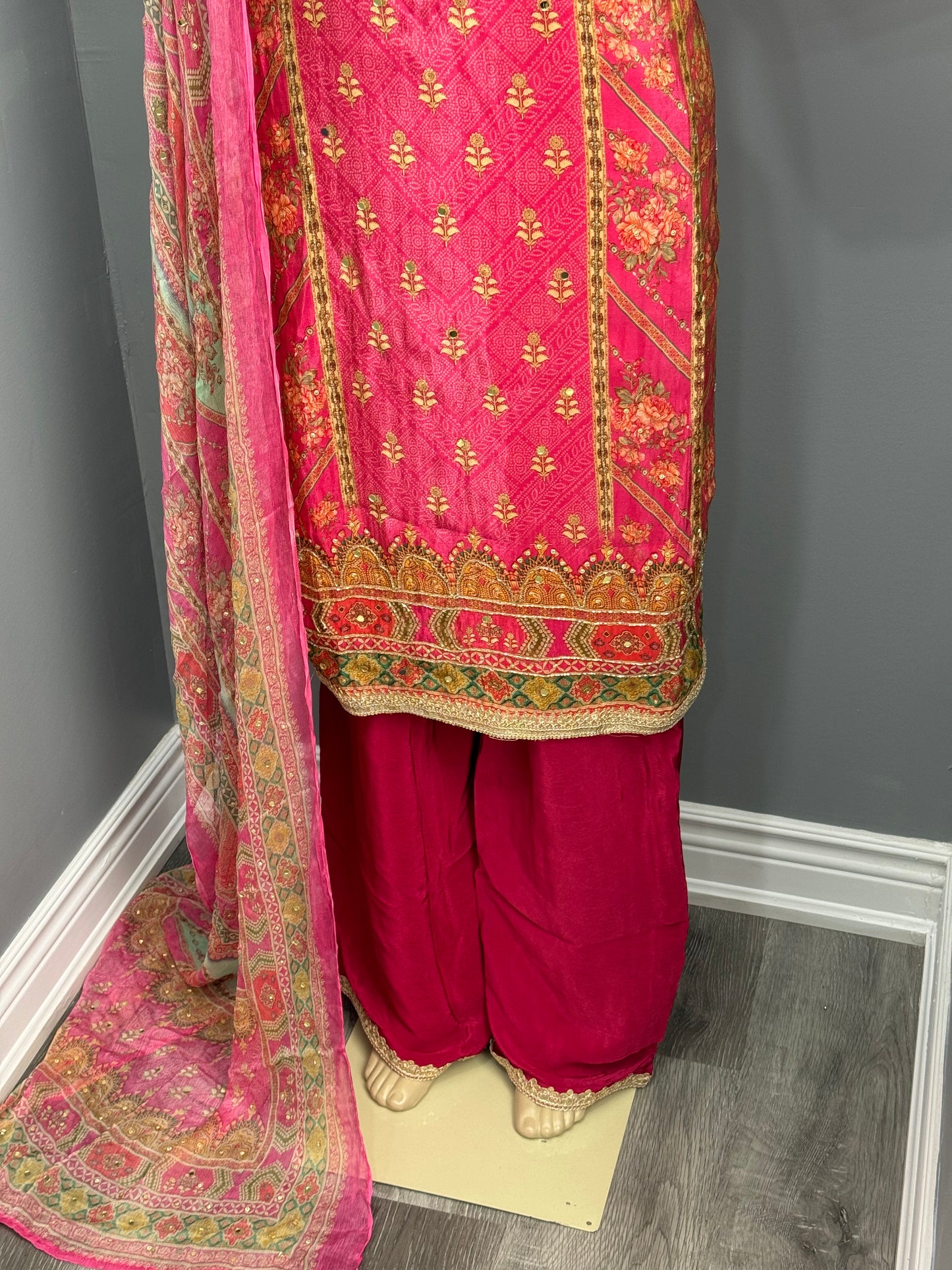 Pakistani Style Sharara Suit
