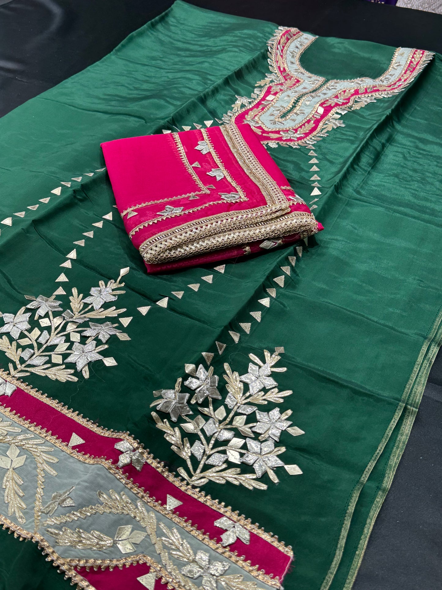 Gotahari Gulab Unstitched Suit