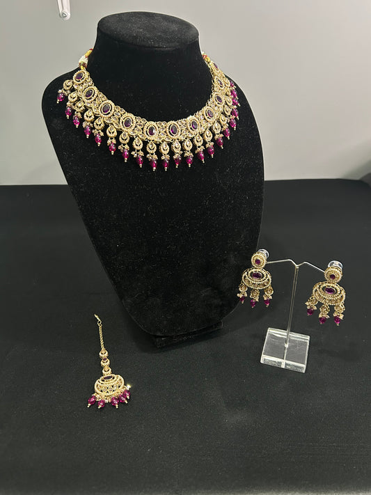 Aad Necklace Set
