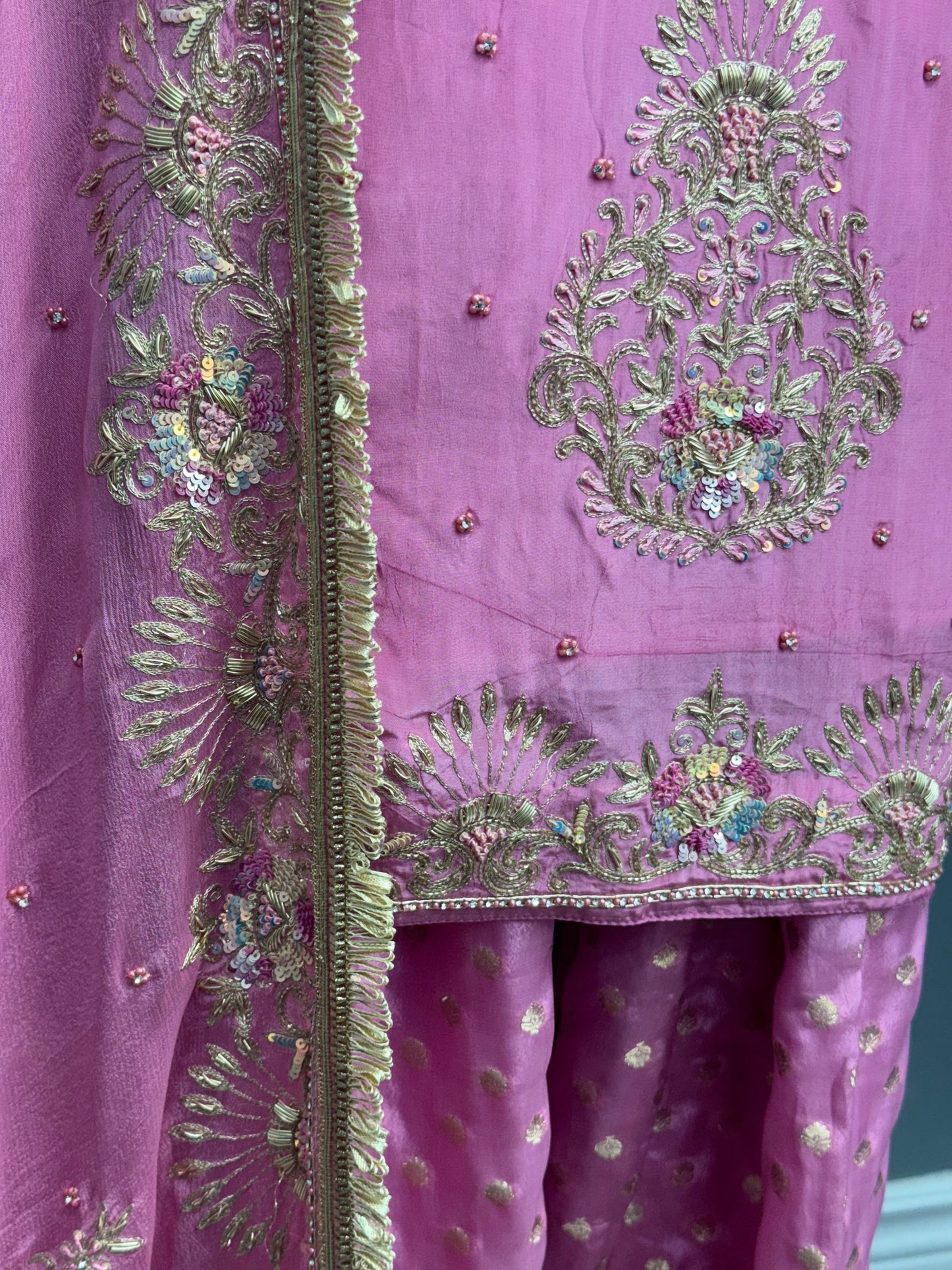 Noor E Gulabi Handwork Salwar Suit