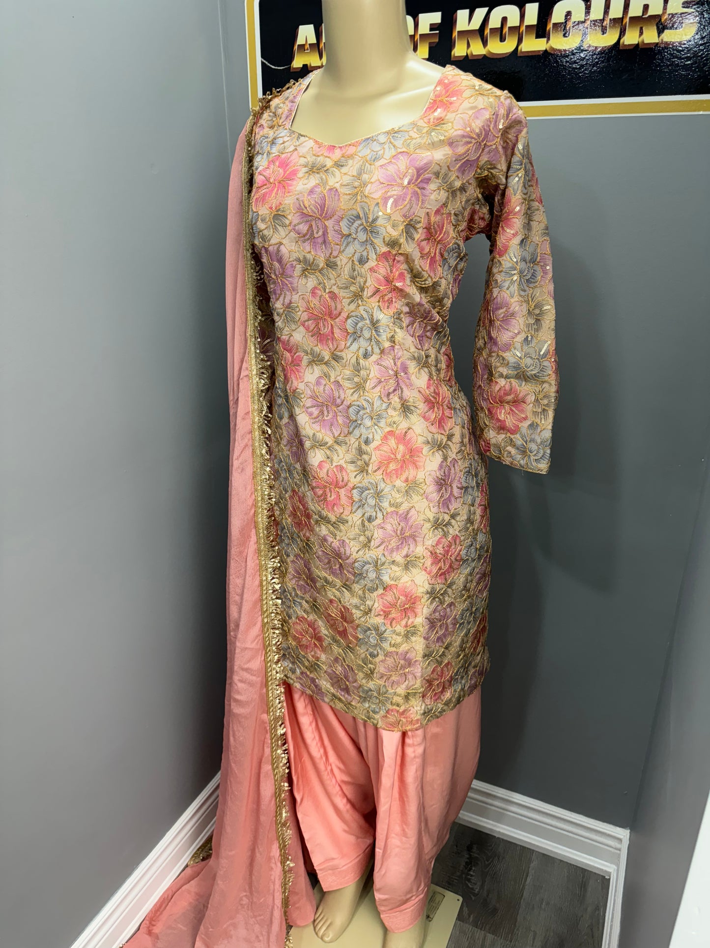 Harman Shimmer Salwar Suit