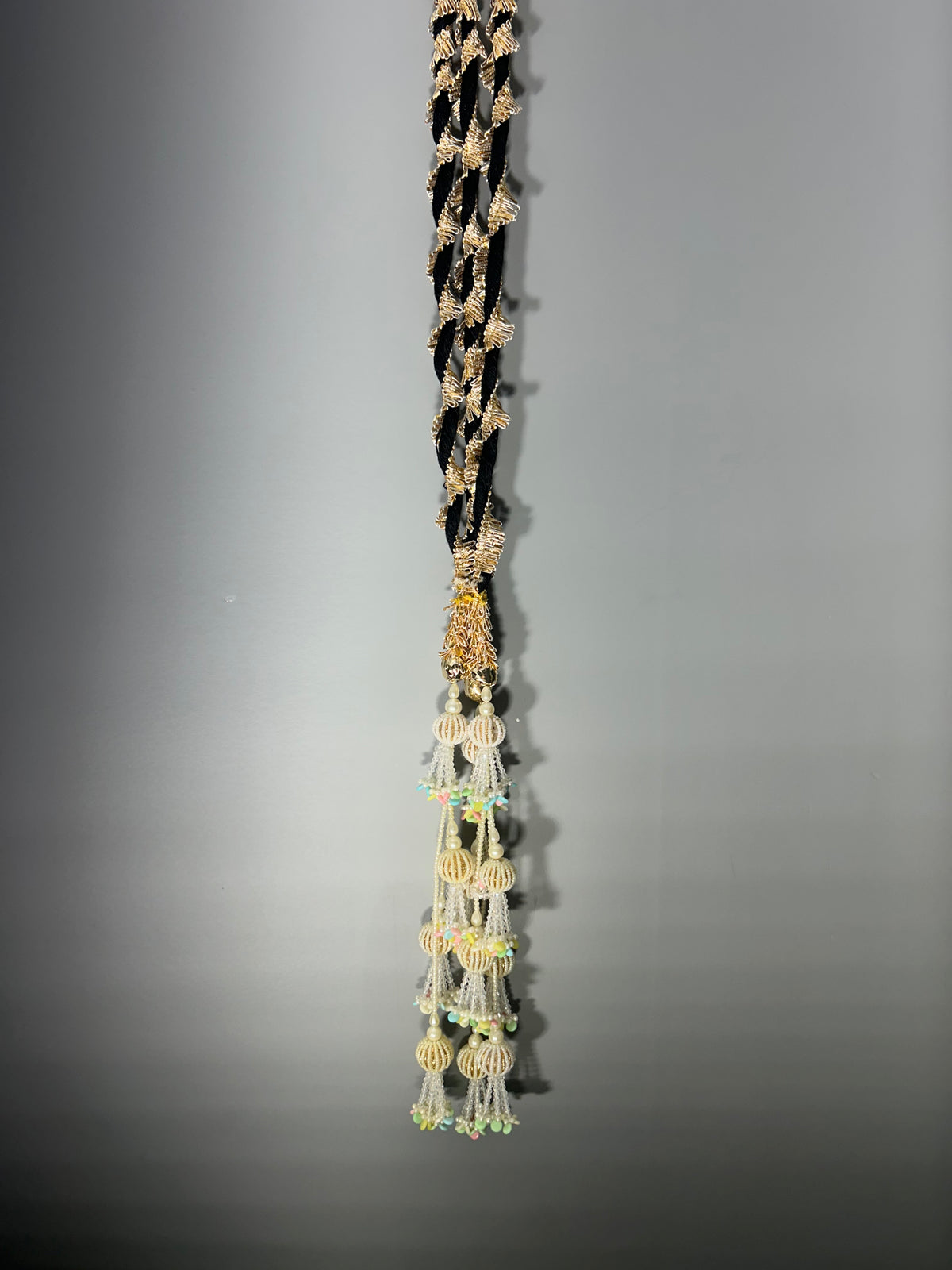 White Pastel Multicolour Pearl Parandi