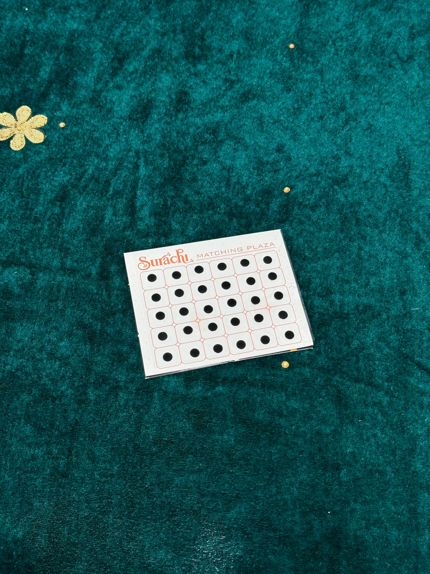 Surachi Black Round Bindis