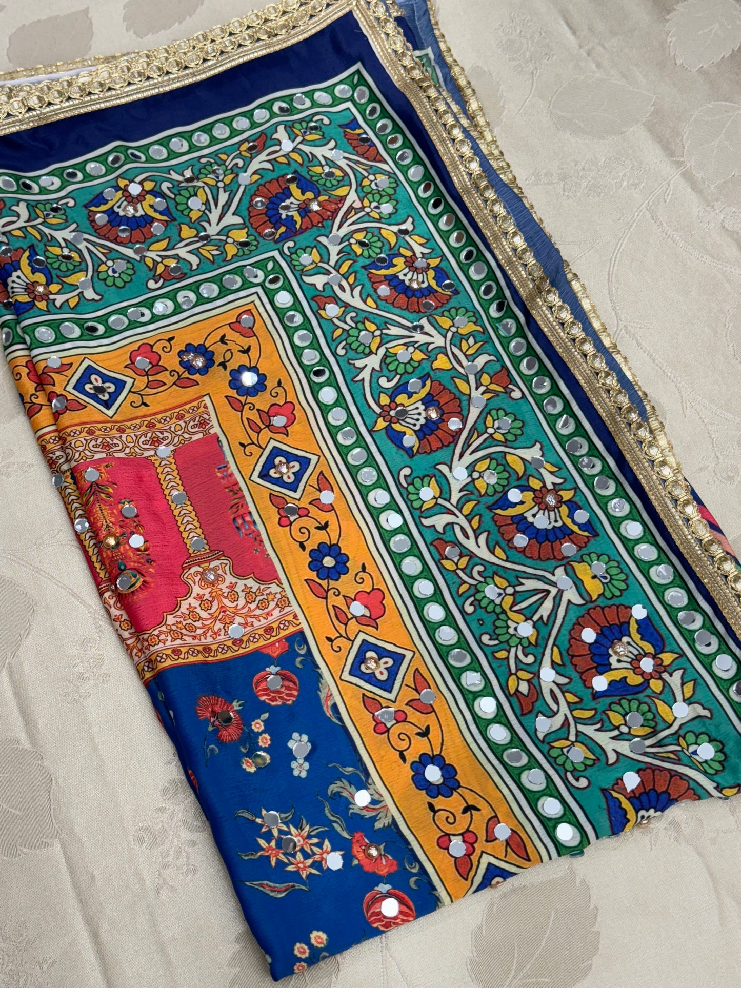 Maya Dupatta