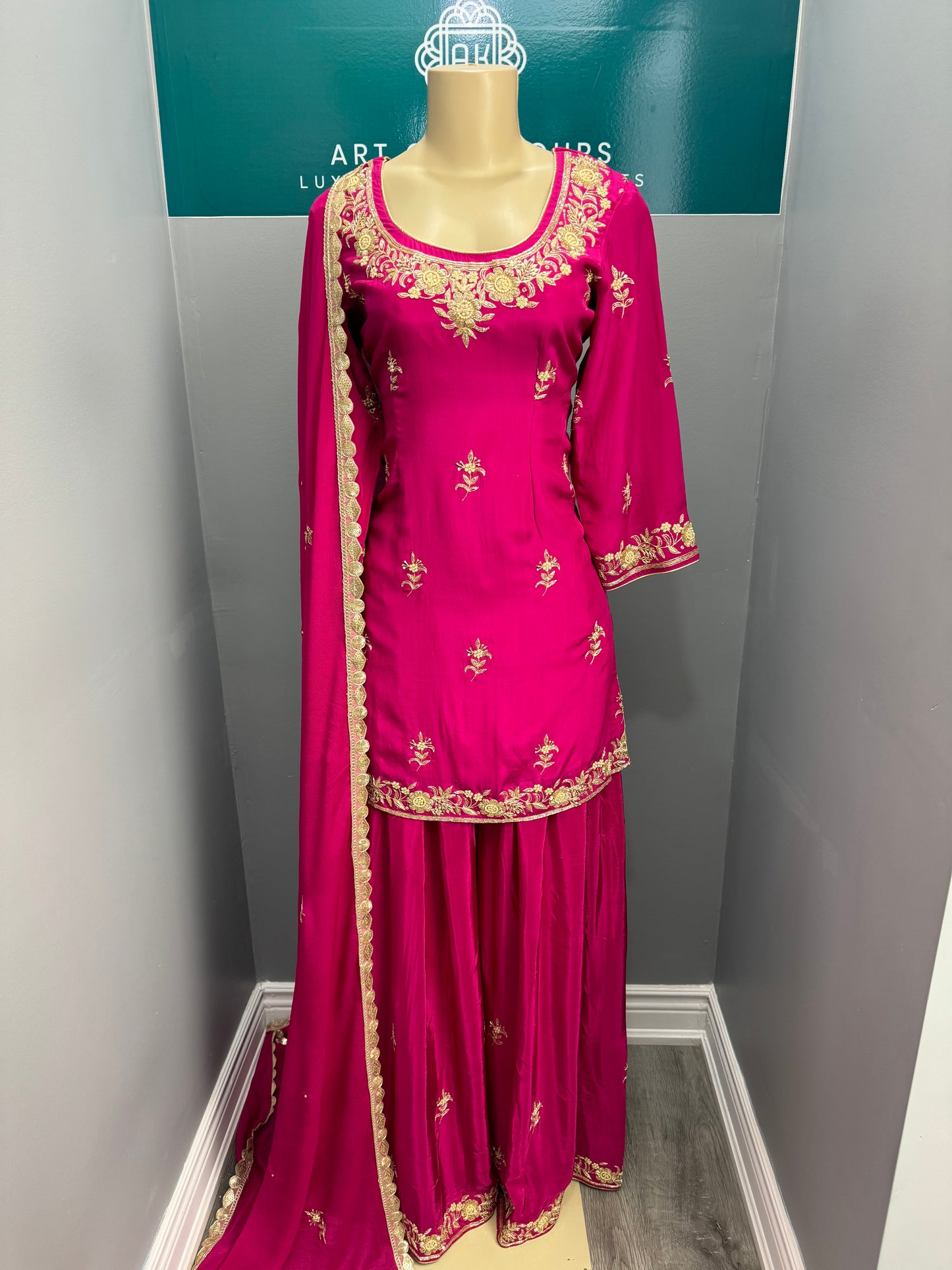 Handwork Sharara Suit-AKW0001
