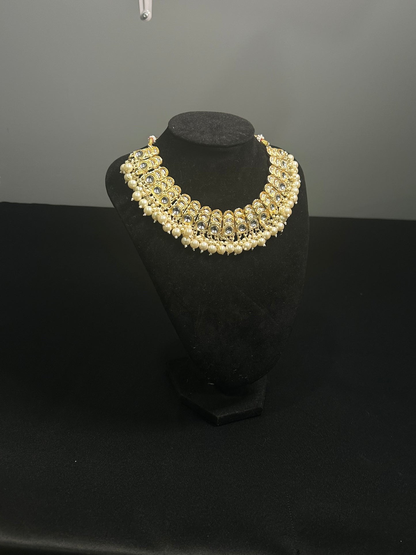 Noori Necklace Set