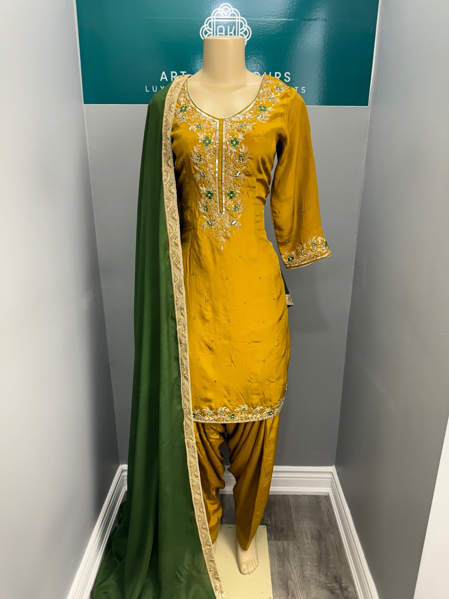 Handwork Salwar Suit