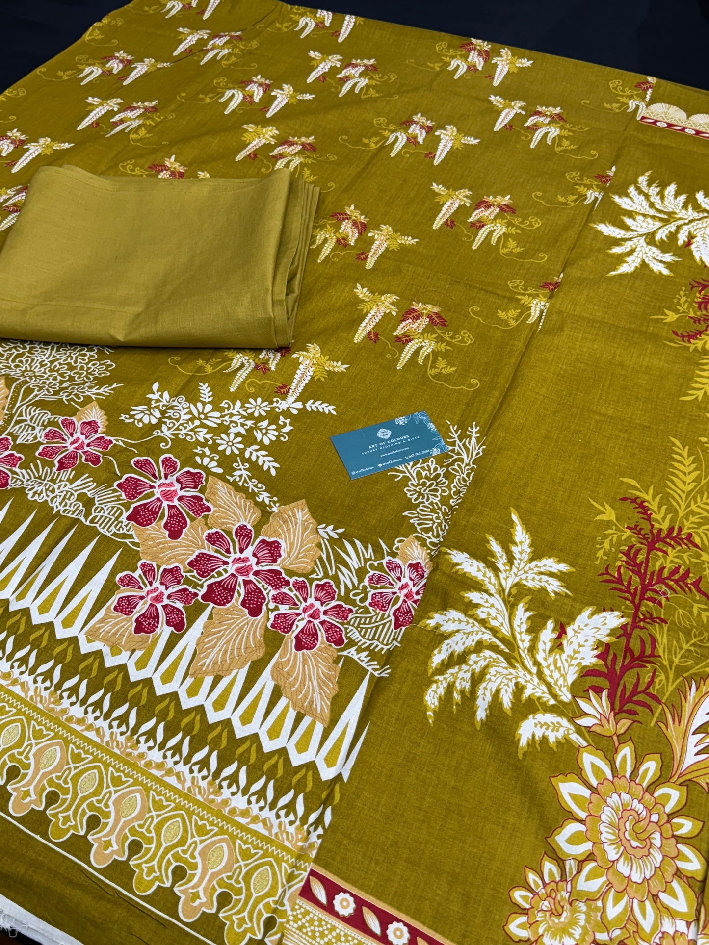 Arzoo Mendhi Phul Unstitched Suit