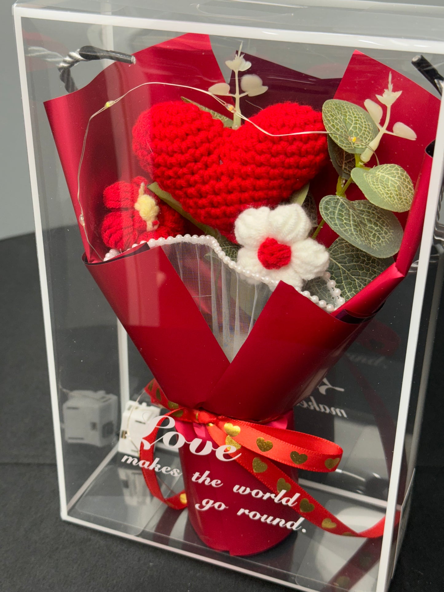 Heart Shaped Crochet Flower Bouquets Red