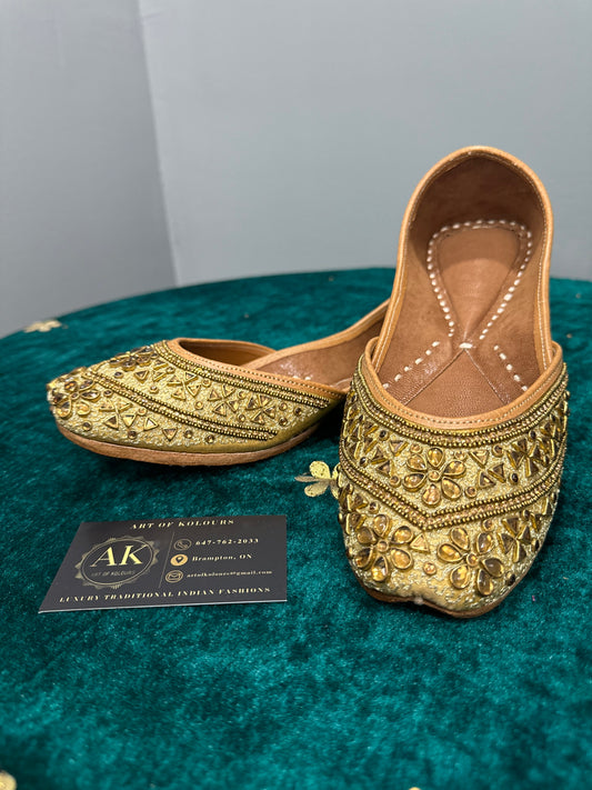 Gold Kundan Jutti